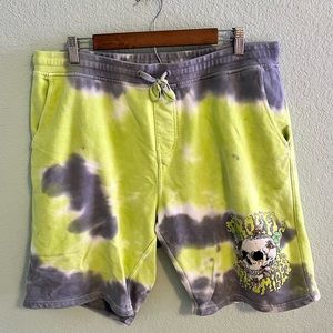 Broken Promises Bee Skull Green and Grey Tie Dye Shorts XL